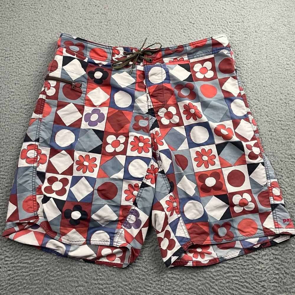 Patagonia Men's Wavefarer Board Shorts Trunks Size 34 Waist Retro Floral Y2K